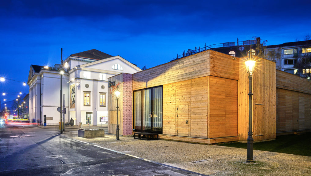 TGS Architekten Luzern Theater Box an der Reuss Nacht