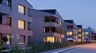 TGS Architekten Wohnen Bruggächer Mönchaltorf Häuserreihe